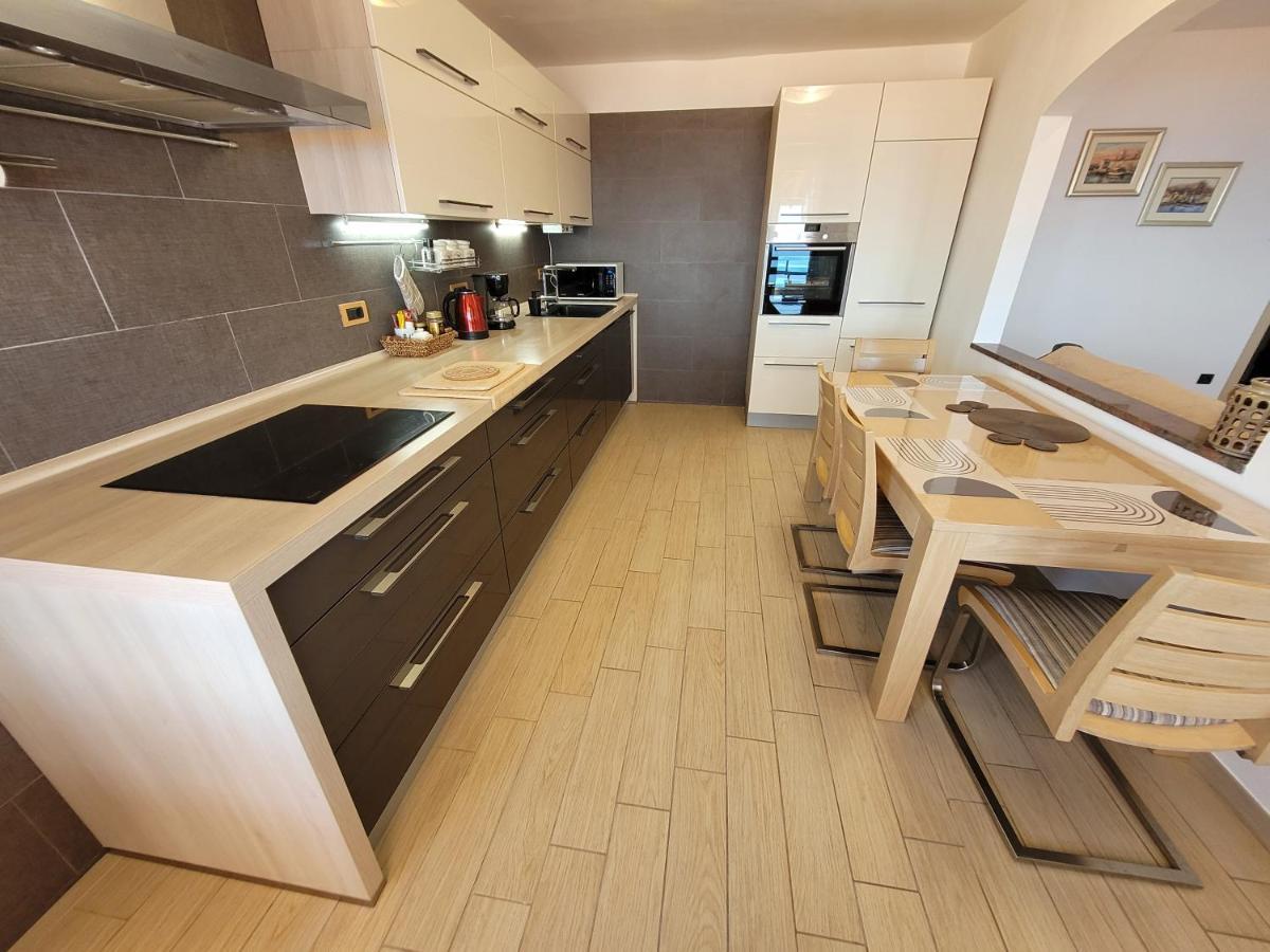 Apartment Karla リエカ エクステリア 写真